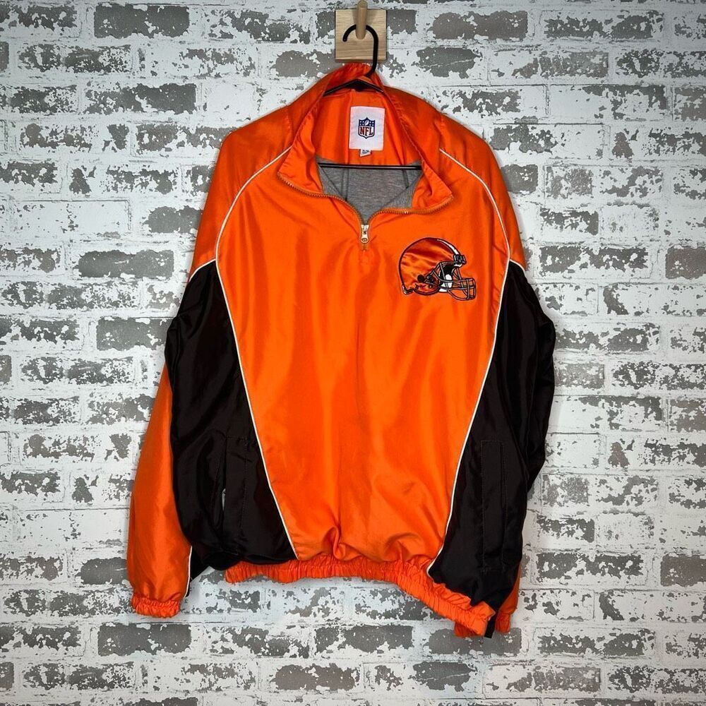 NFL apparel Cleveland browns 1/4 zip wind breaker